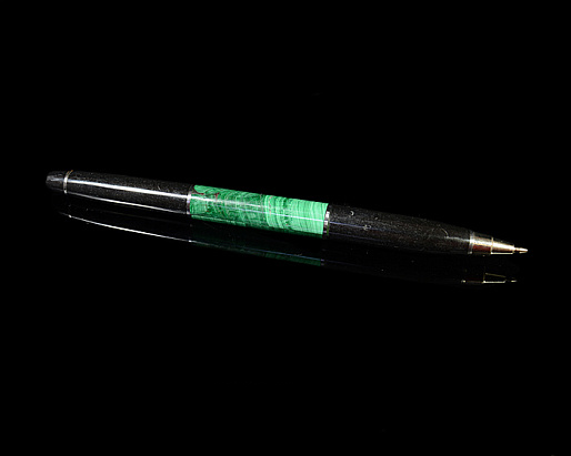 Ручка подарочная из малахита и долерита, 145*10